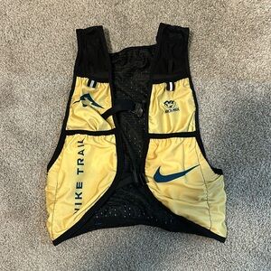 Nike Yellow and Black Trail Vest